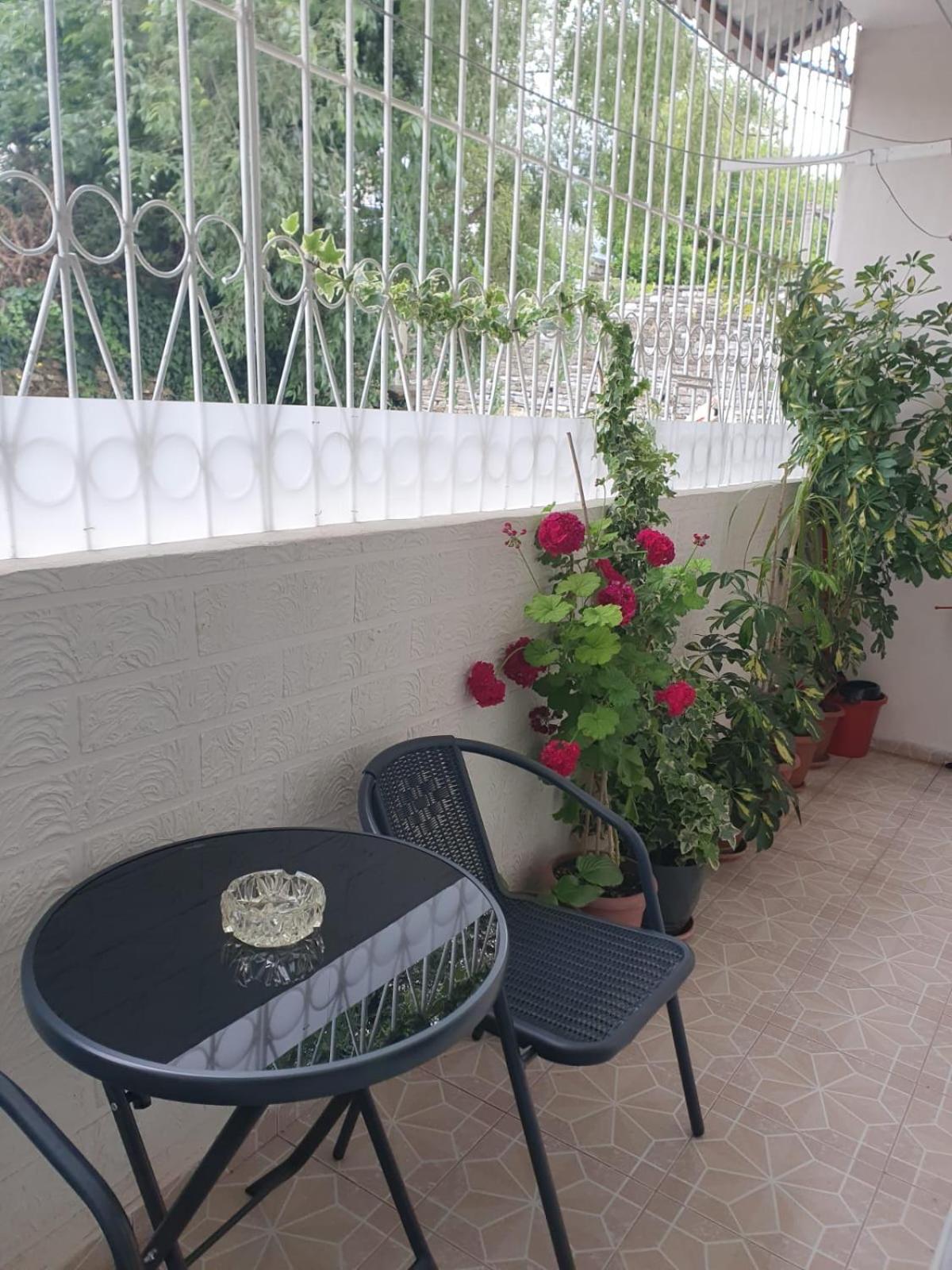 Sofia'S Modern Apartment Gjirokaster Ngoại thất bức ảnh